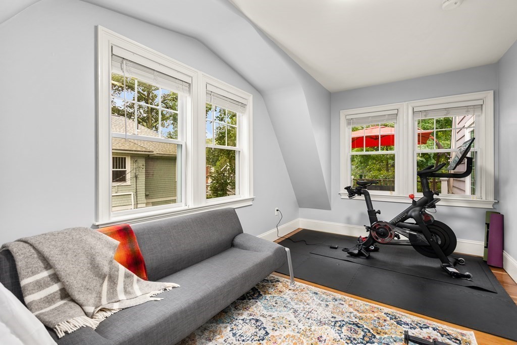 54 Beaconsfield Road, Unit 54 Brookline, MA 02445 - Photo 15 of 21