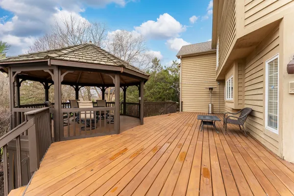 $849,000 | 2706 Duncan Lane, Batavia, IL 60510