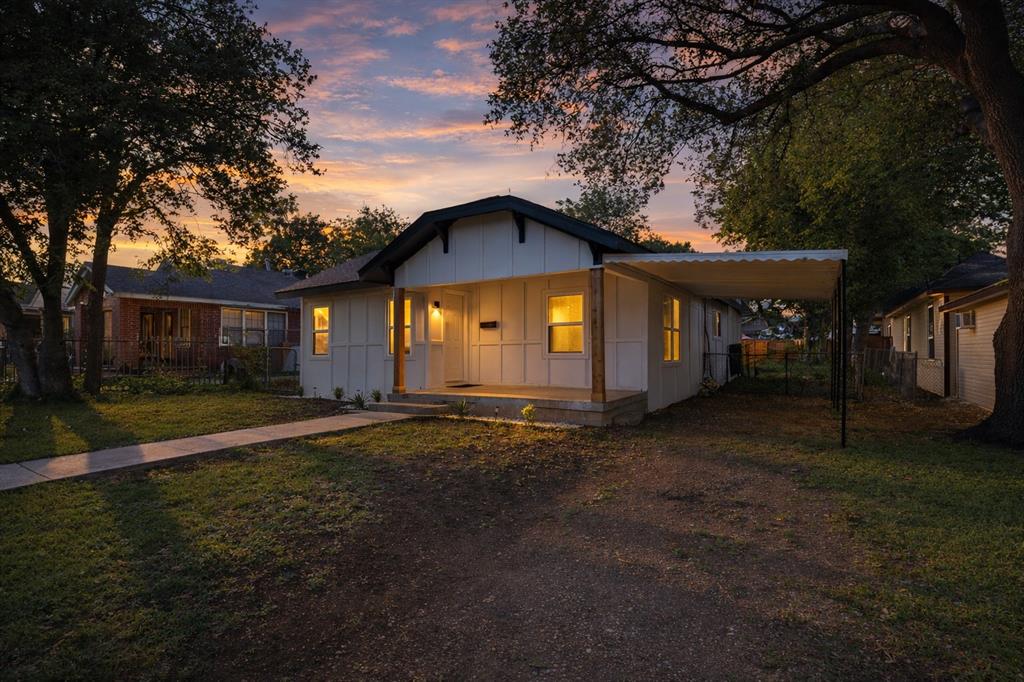 2607 Brandon Street Dallas, TX 75211 - Photo 2 of 14