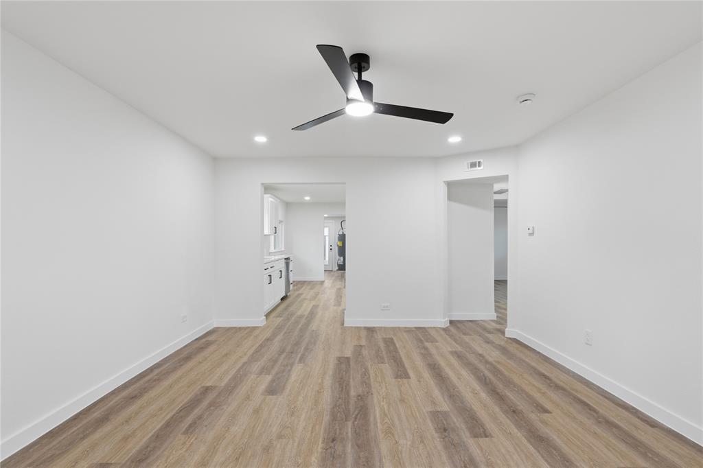 2607 Brandon Street Dallas, TX 75211 - Photo 5 of 14