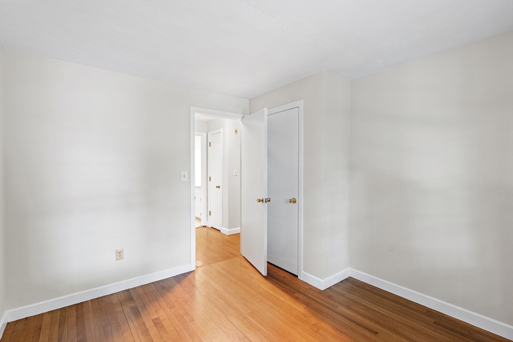 141 Longhill Road Franklin, MA 02038 - Photo 28 of 42 Gallery Image 28