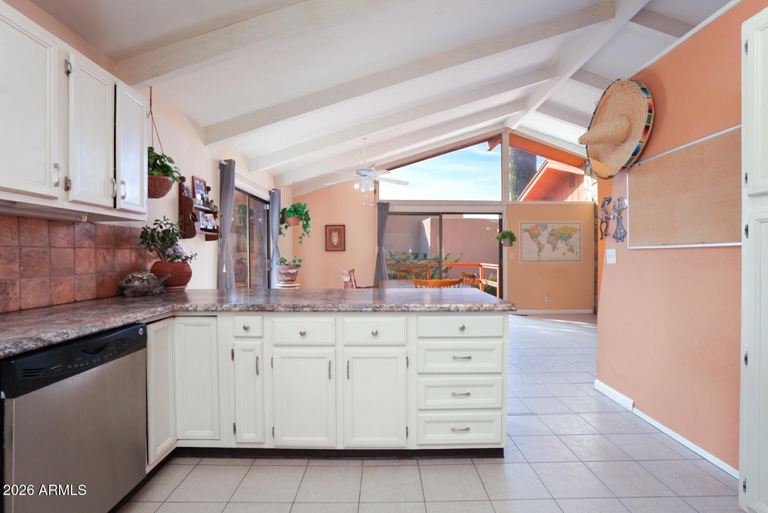 90 Box Canyon Road Sedona, AZ 86351 - Photo 14 of 51 Kitchen c