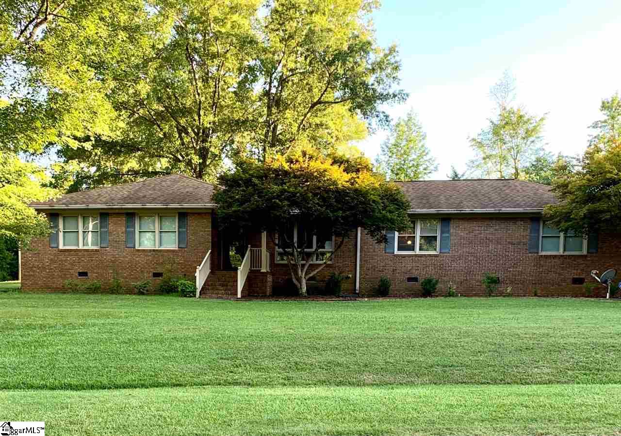 508 Woodbluff Road Laurens, SC 29360 - Photo 7 of 20 Gallery Image 7