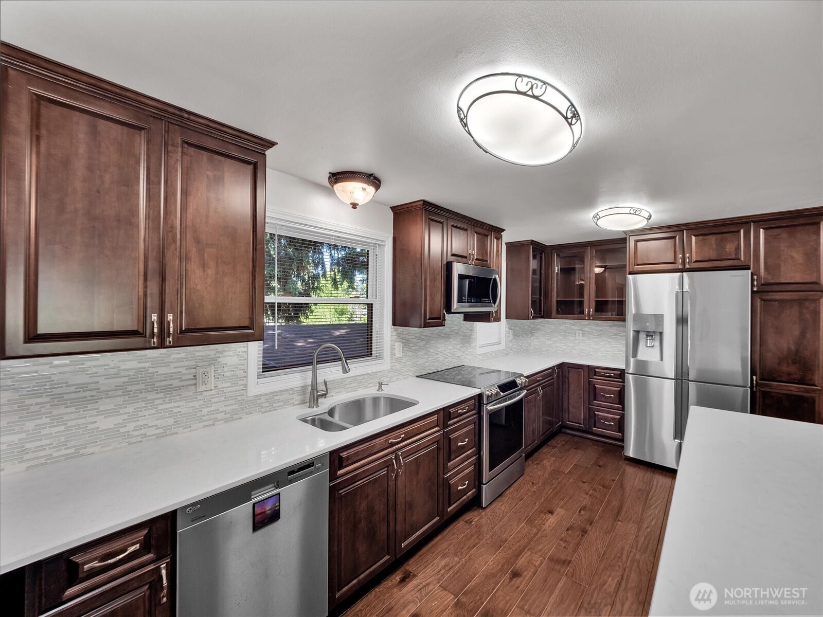 713 220th Street Southwest Bothell, WA 98021 - Photo 6 of 32