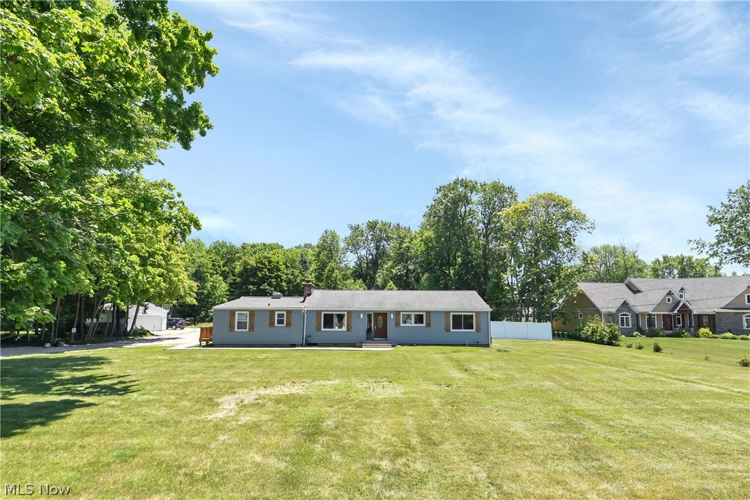 29514 Ridge Road Wickliffe, OH 44092 - Photo 41 of 49 View of front of house with a front lawn