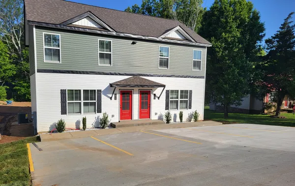 $1,400 | 23 A Thompsonville Lane, Unit 23A, Oak Grove, KY 42262