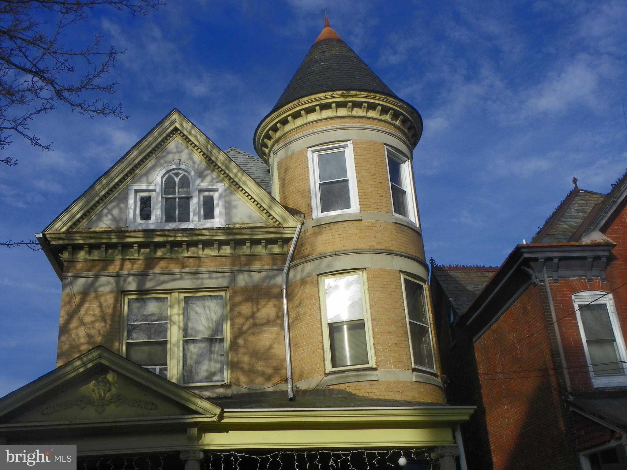 243 Chestnut Street Pottstown, PA 19464 - Photo 2 of 3