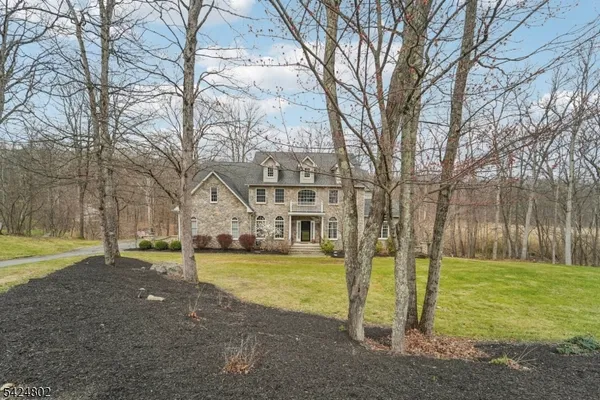 $935,000 | 5 Megan Terrace, Sparta, NJ 07871