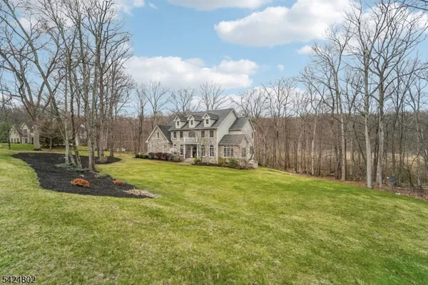 $935,000 | 5 Megan Terrace, Sparta, NJ 07871
