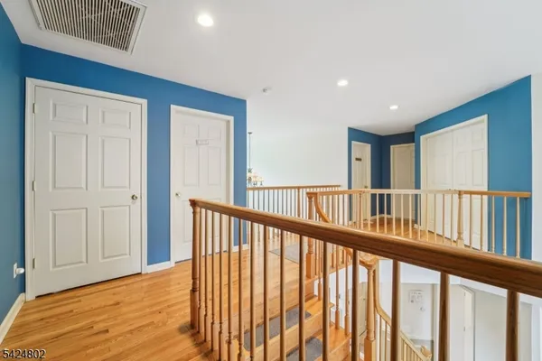 $935,000 | 5 Megan Terrace, Sparta, NJ 07871