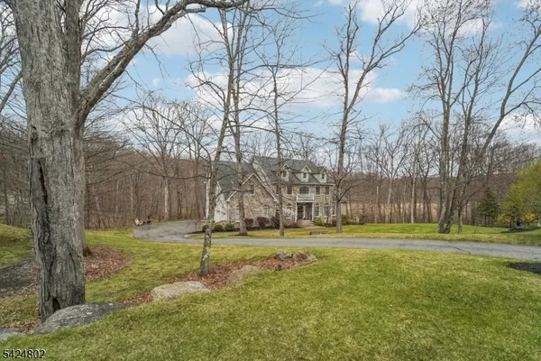 $935,000 | 5 Megan Terrace, Sparta, NJ 07871