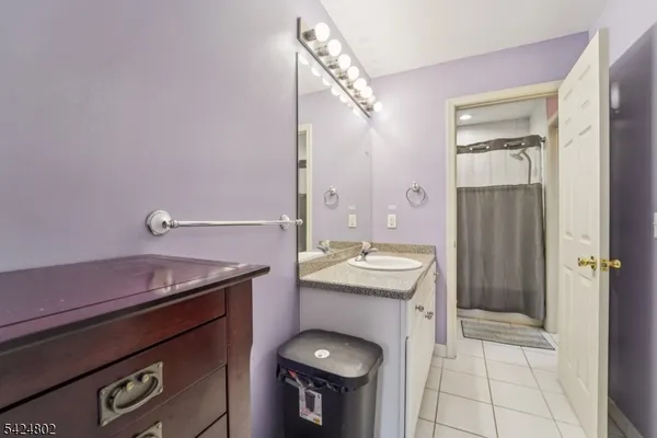 $935,000 | 5 Megan Terrace, Sparta, NJ 07871