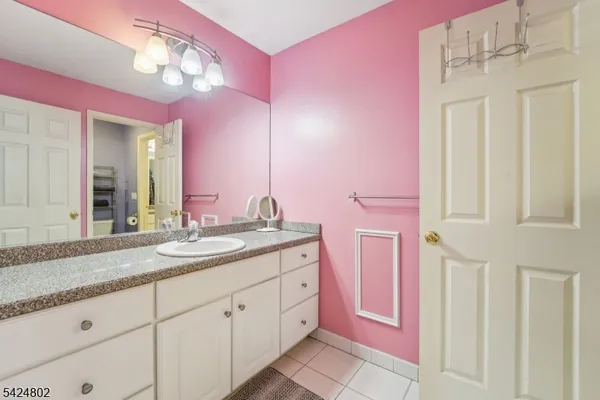 $935,000 | 5 Megan Terrace, Sparta, NJ 07871