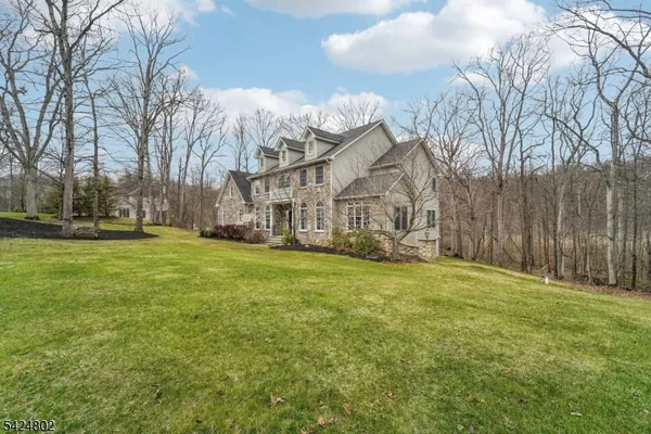$935,000 | 5 Megan Terrace, Sparta, NJ 07871