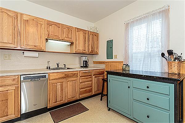 74 Circuit Road Medford, MA 02155 - Photo 16 of 26 Gallery Image 16