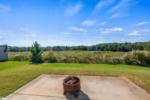 $285,000 | 198 Highland Springs Loop, Inman, SC 29349