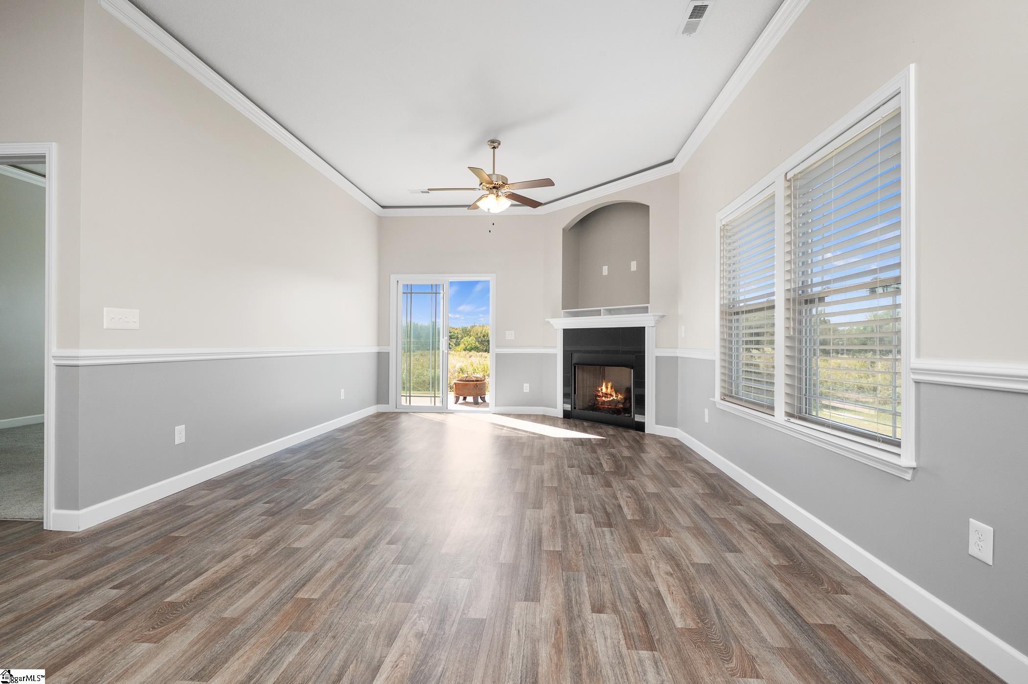 198 Highland Springs Loop Inman, SC 29349 - Photo 3 of 22