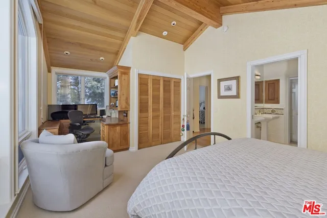 $2,950,000 | 370 Ranch Road, Mammoth Lakes, CA 93546