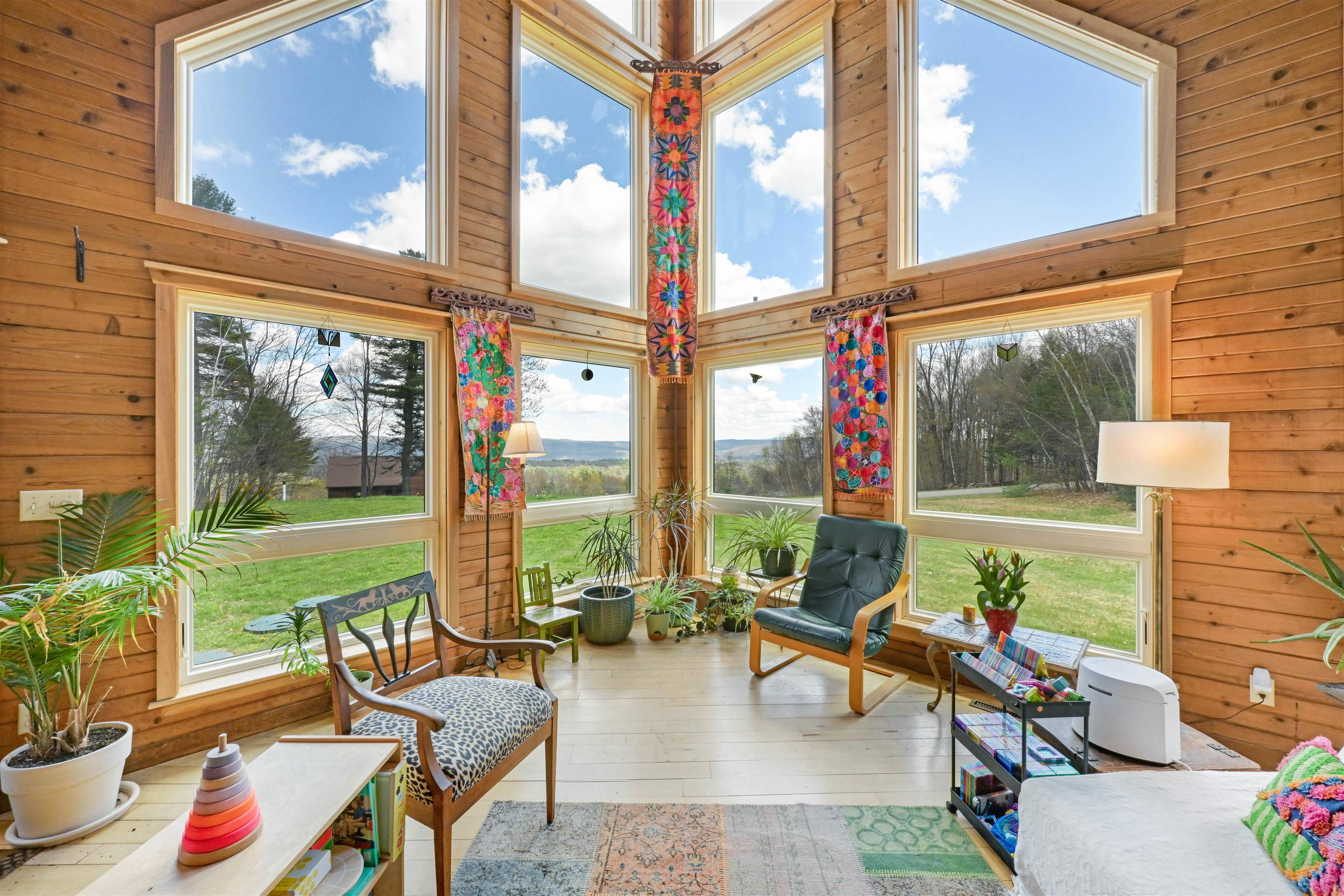 49 View Point Road Putney, VT 05346 - Photo 4 of 47