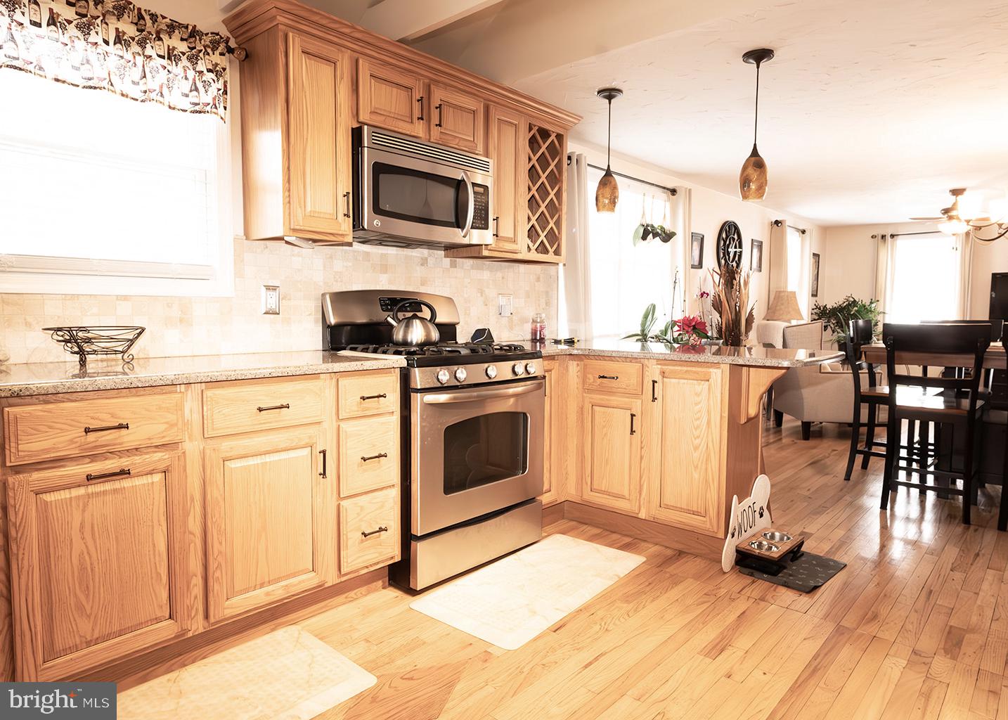 1645 Parkview Road York, PA 17406 - Photo 9 of 31 Gallery Image 9