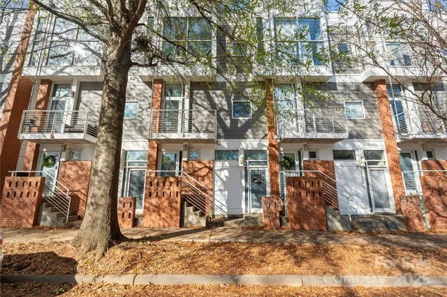$300,000 | 2076 Euclid Avenue, Charlotte, NC 28203
