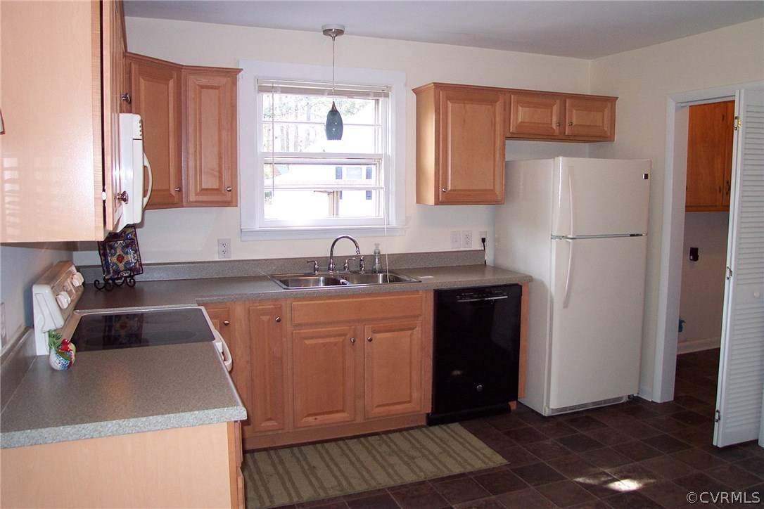805 Conduit Road Colonial Heights, VA 23834 - Photo 5 of 21 Laundry and Utility Room off Kitchen