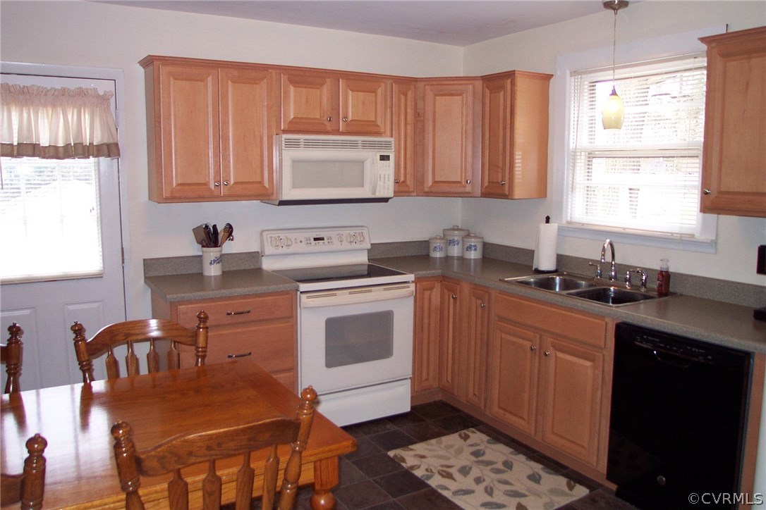 805 Conduit Road Colonial Heights, VA 23834 - Photo 6 of 21 Updated Kitchen in 2013 with access to Fenced Back