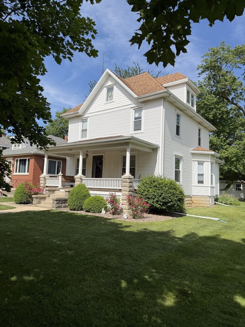 222 North Maple Street Herscher, IL 60941 - Photo 3 of 35