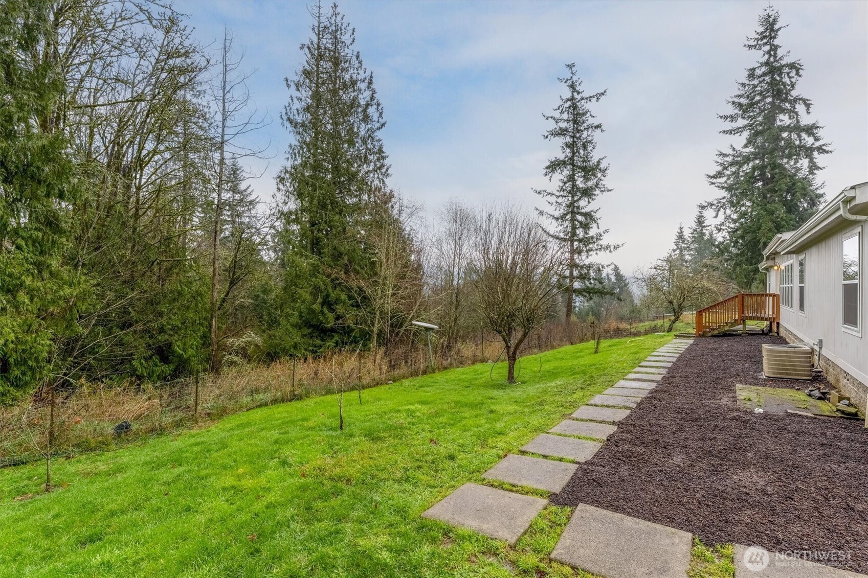 149 Trapper Lane Kelso, WA 98626 - Photo 36 of 40 a view of a back yard
