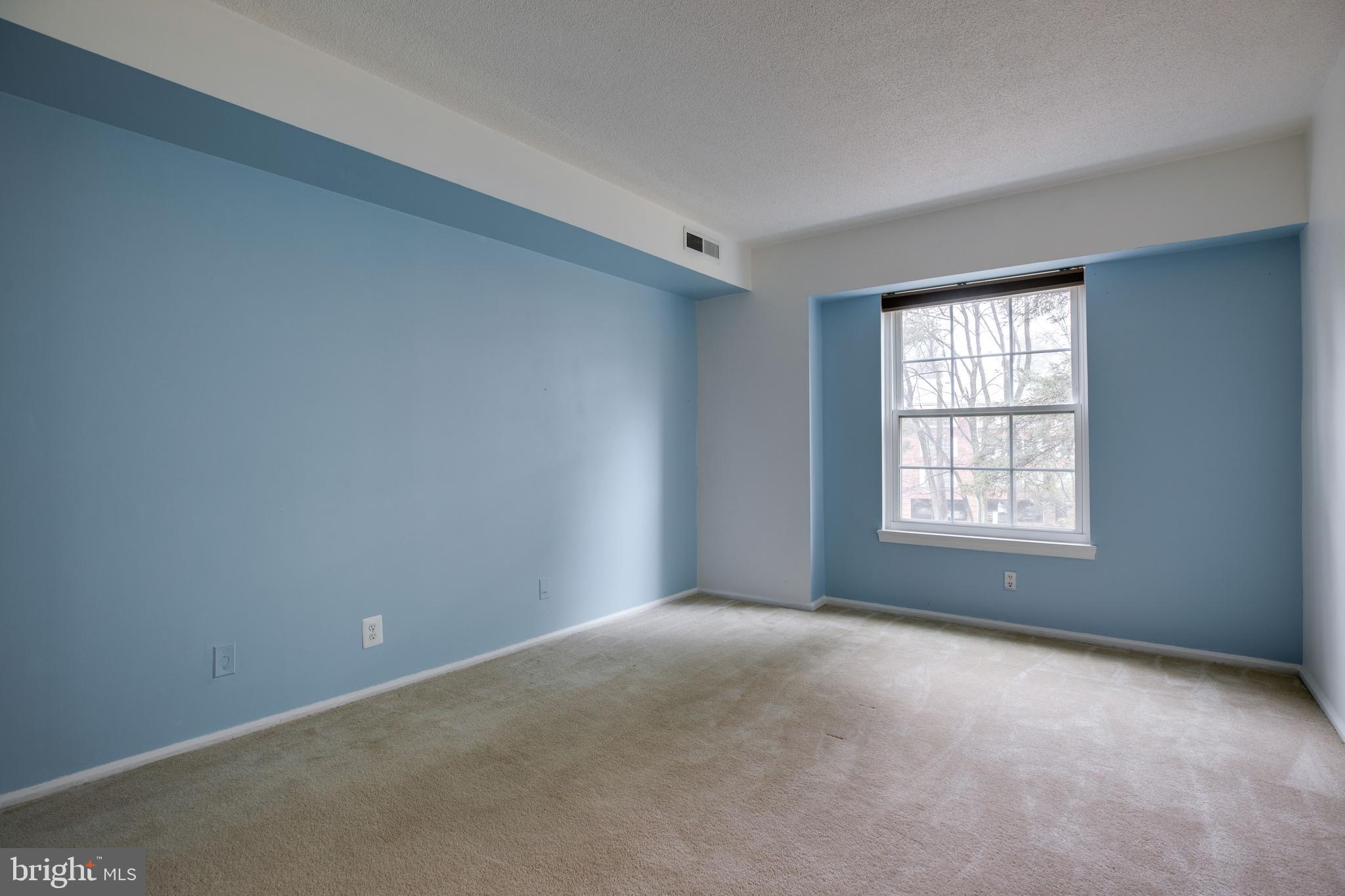 7651 Tremayne Place, Unit 202 McLean, VA 22102 - Photo 26 of 59 Bedroom 2