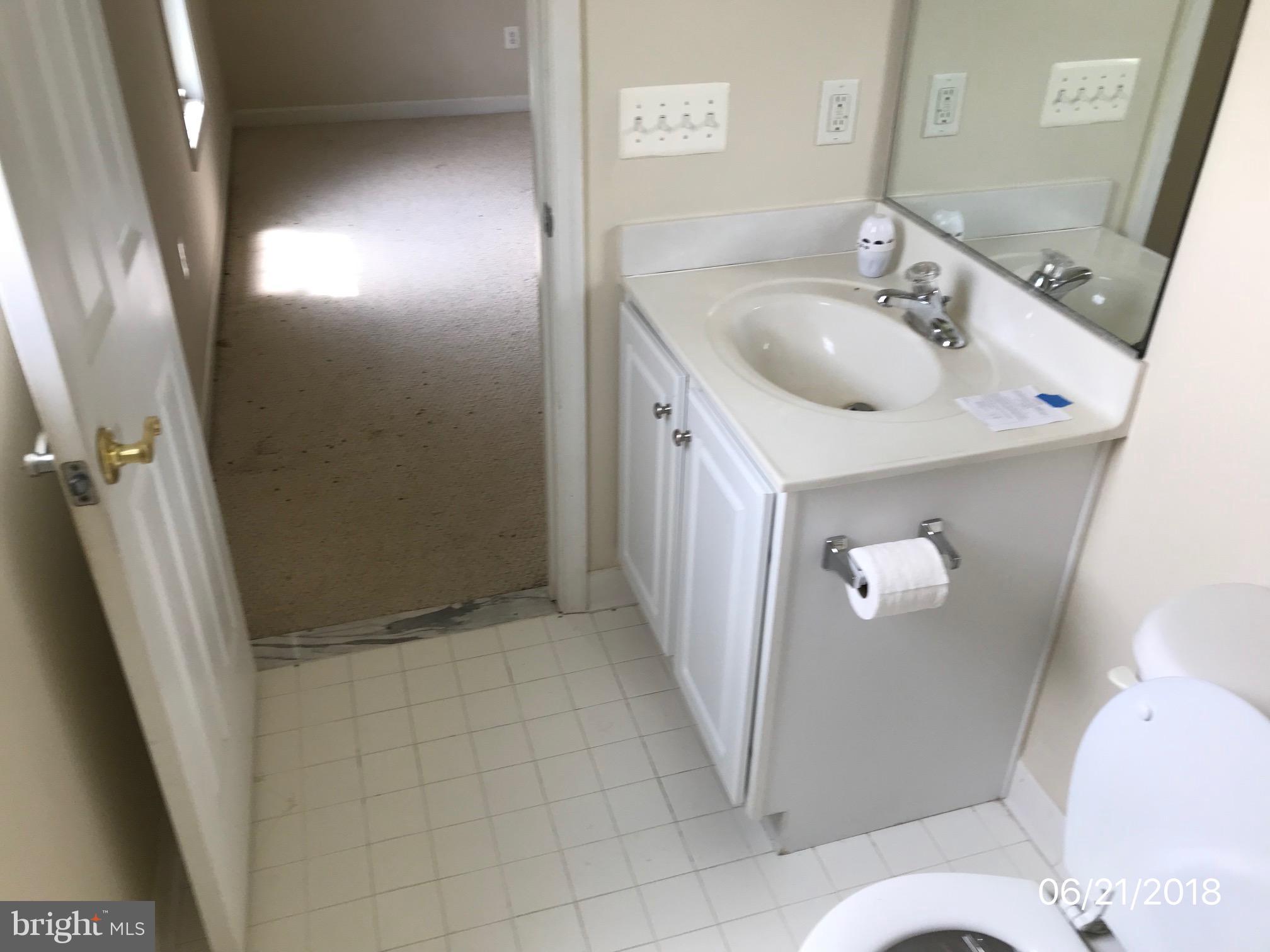 13600 Union Church Road Sumerduck, VA 22742 - Photo 13 of 22 Bath