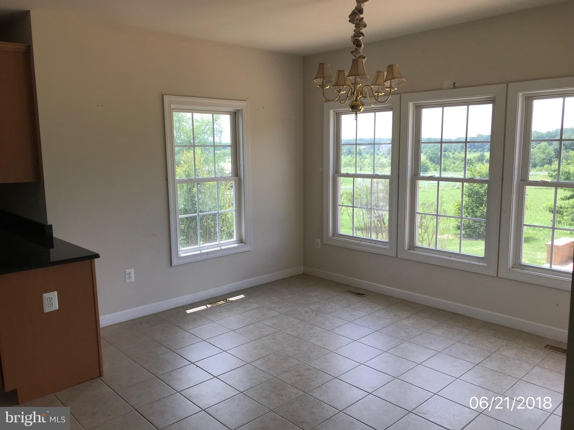 13600 Union Church Road Sumerduck, VA 22742 - Photo 7 of 22 Kitchen