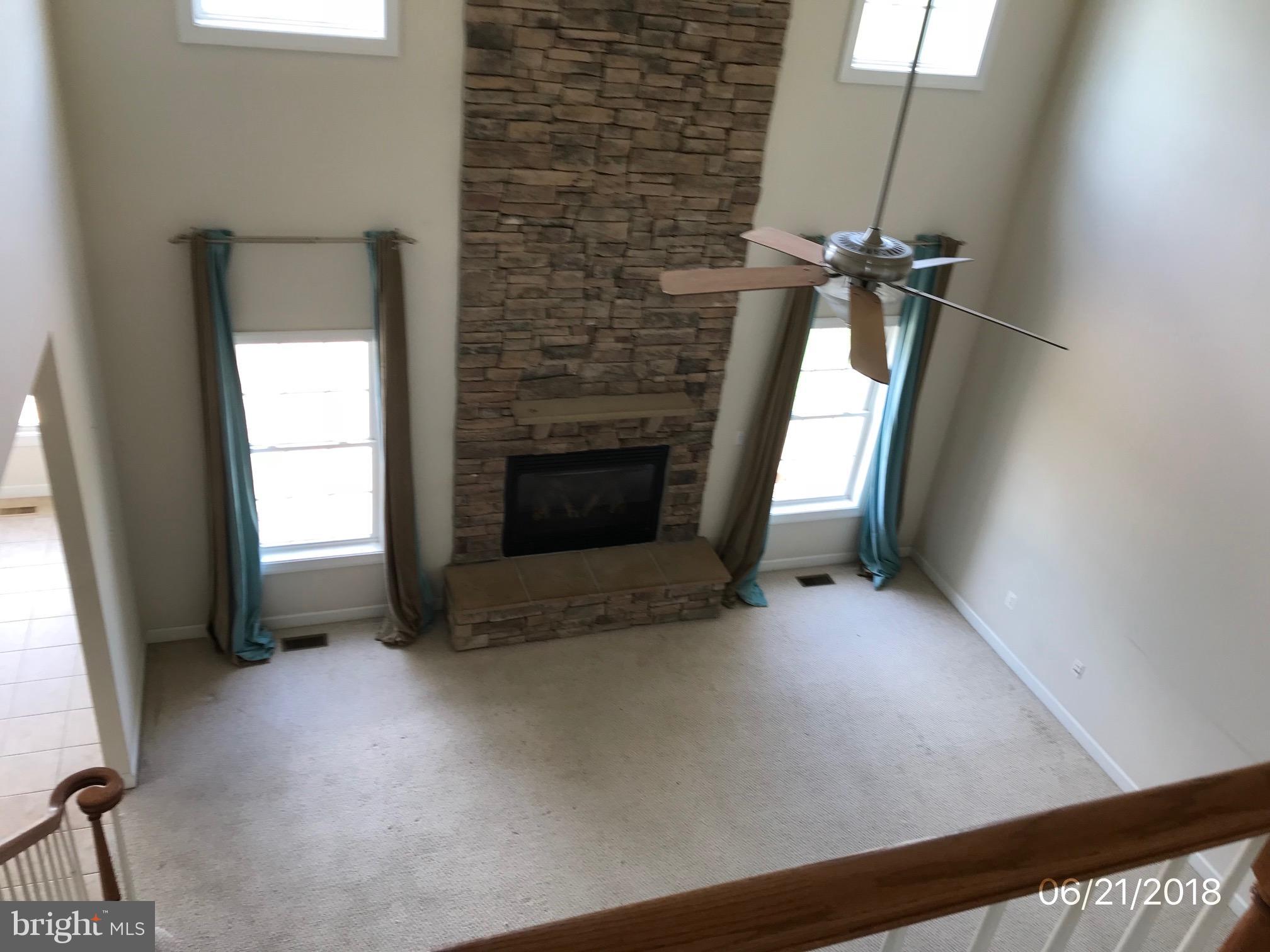 13600 Union Church Road Sumerduck, VA 22742 - Photo 8 of 22 Family Room