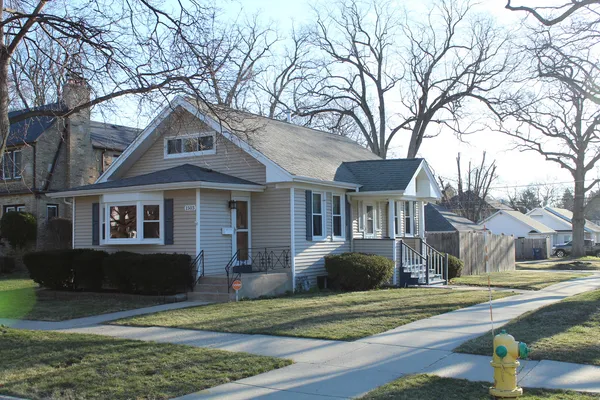$315,000 | 1503 Hickory Street, Waukegan, IL 60085