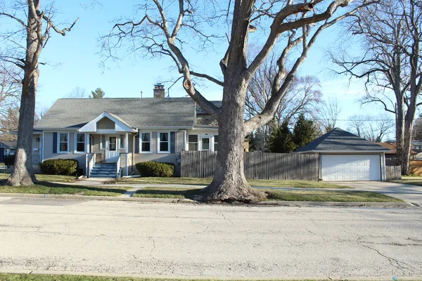 $315,000 | 1503 Hickory Street, Waukegan, IL 60085
