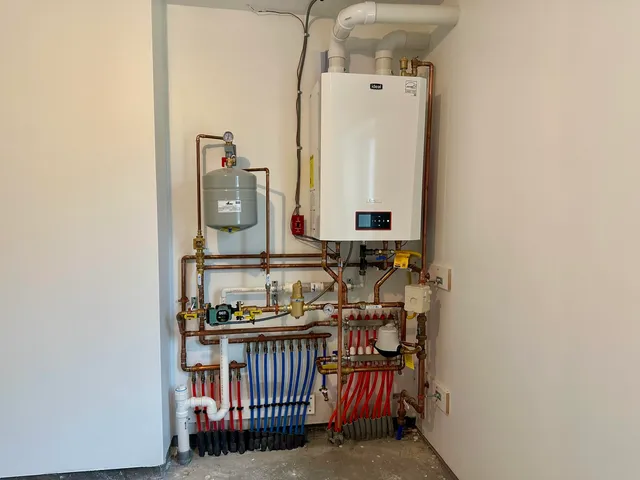 $290,000 | 29 Village Circle, Unit 1, Augusta, ME 04330