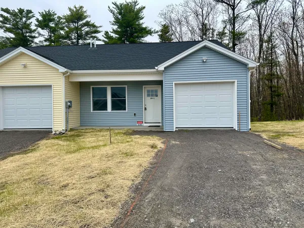 $290,000 | 29 Village Circle, Unit 1, Augusta, ME 04330