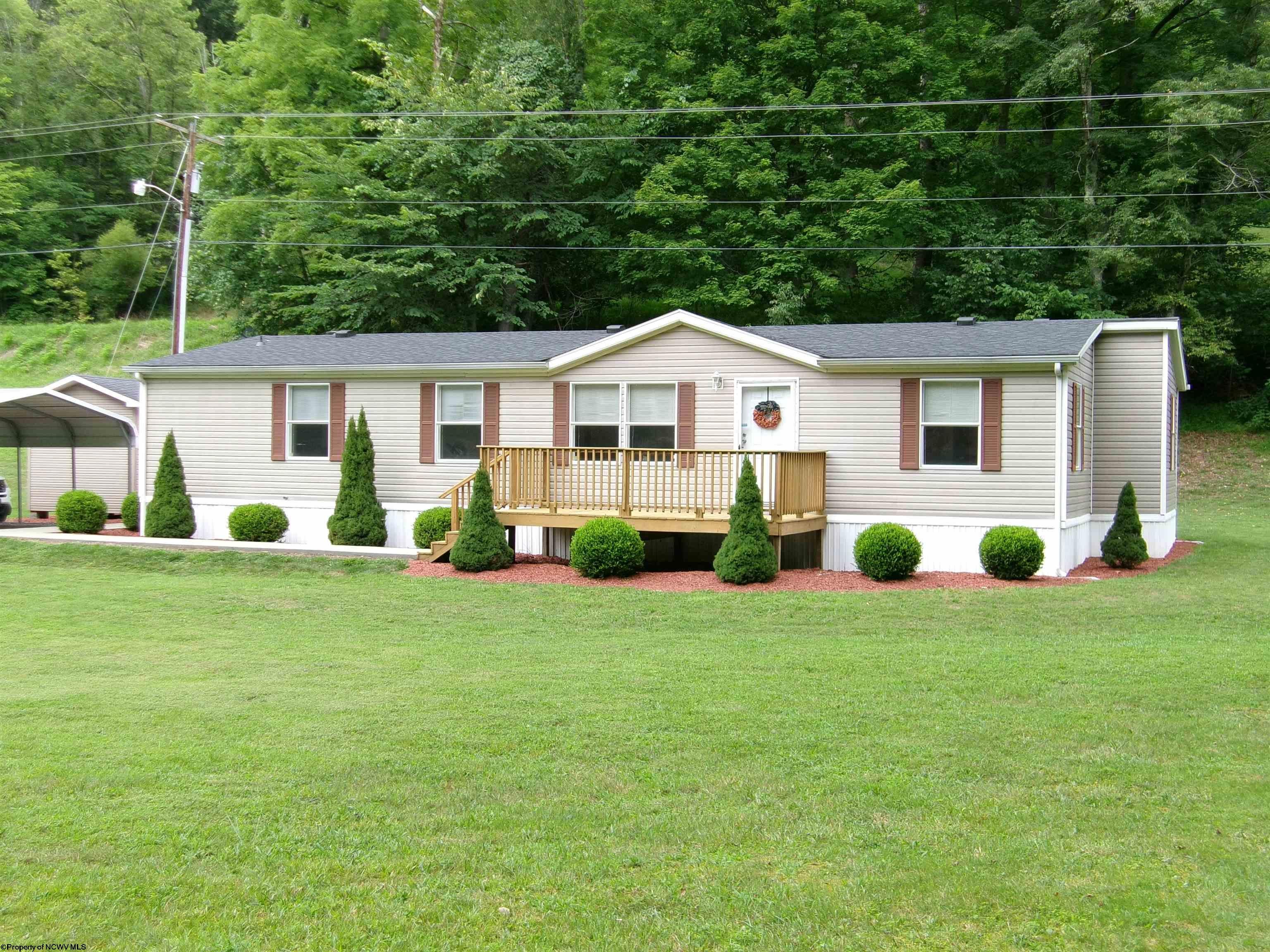 28 Line Fairmont, WV 26554 - Photo 1 of 41 Gallery Image 1