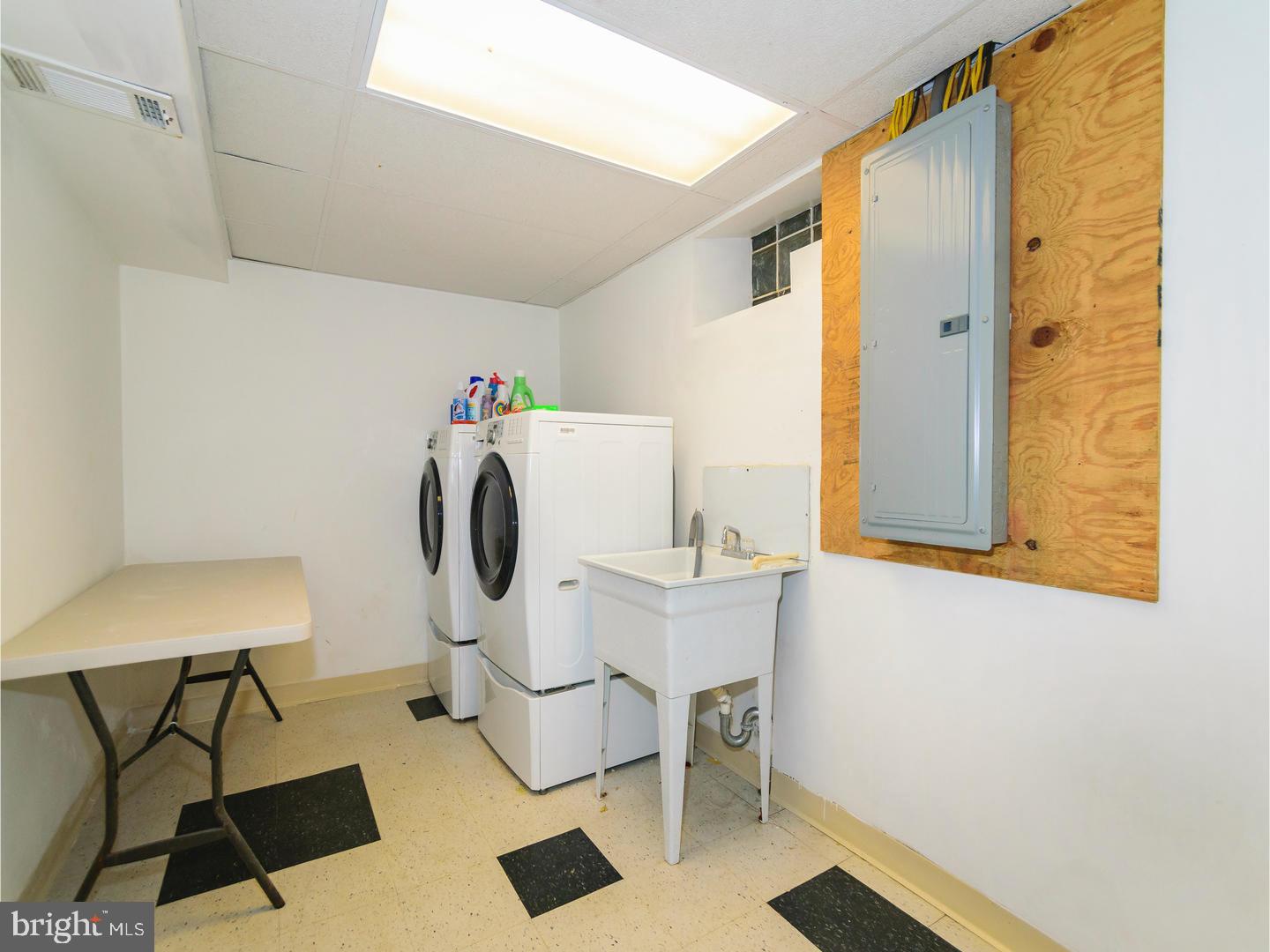 116 Parkview Road Cheltenham, PA 19012 - Photo 19 of 24 Laundry Room