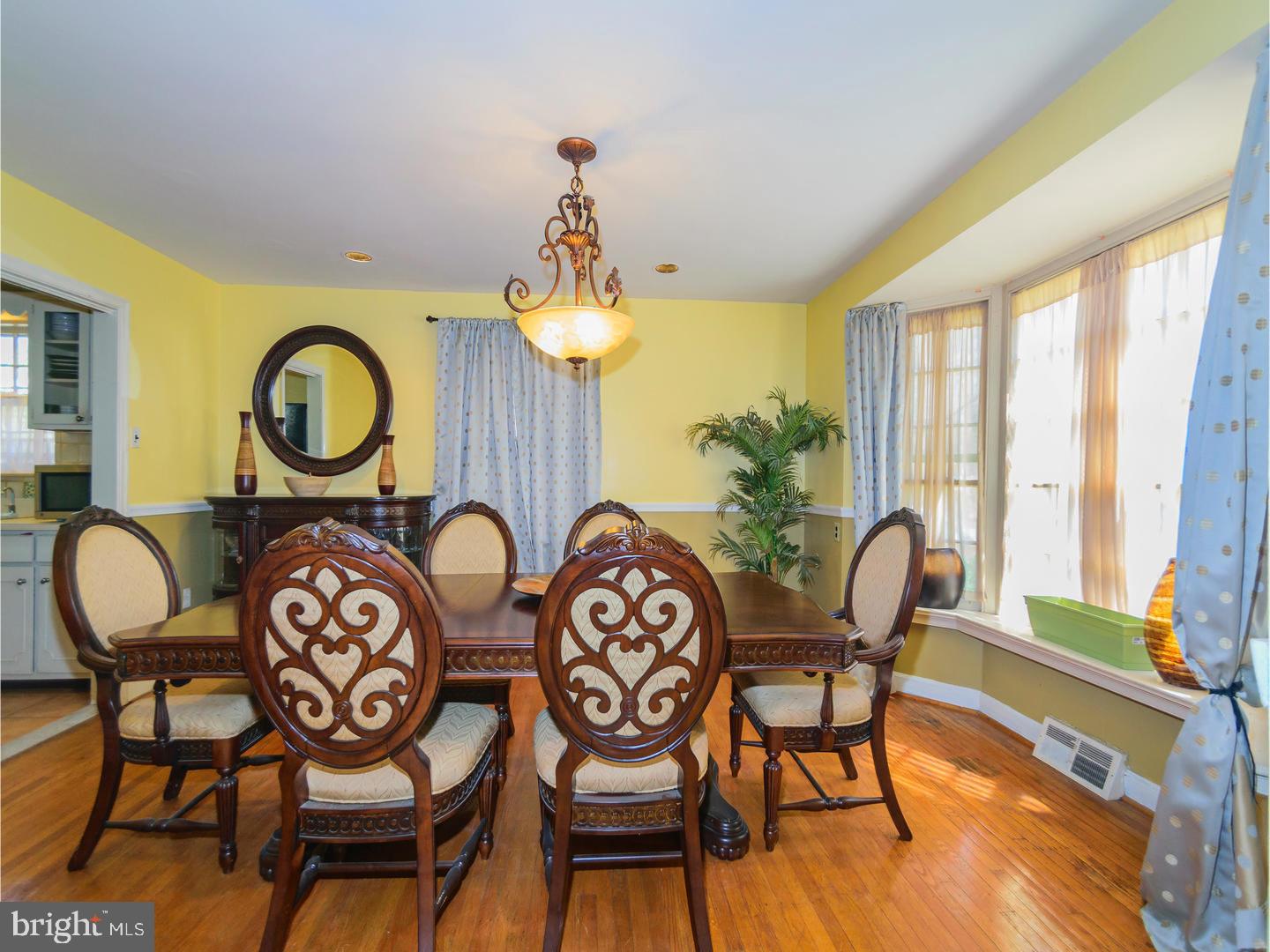 116 Parkview Road Cheltenham, PA 19012 - Photo 6 of 24 Dining Room
