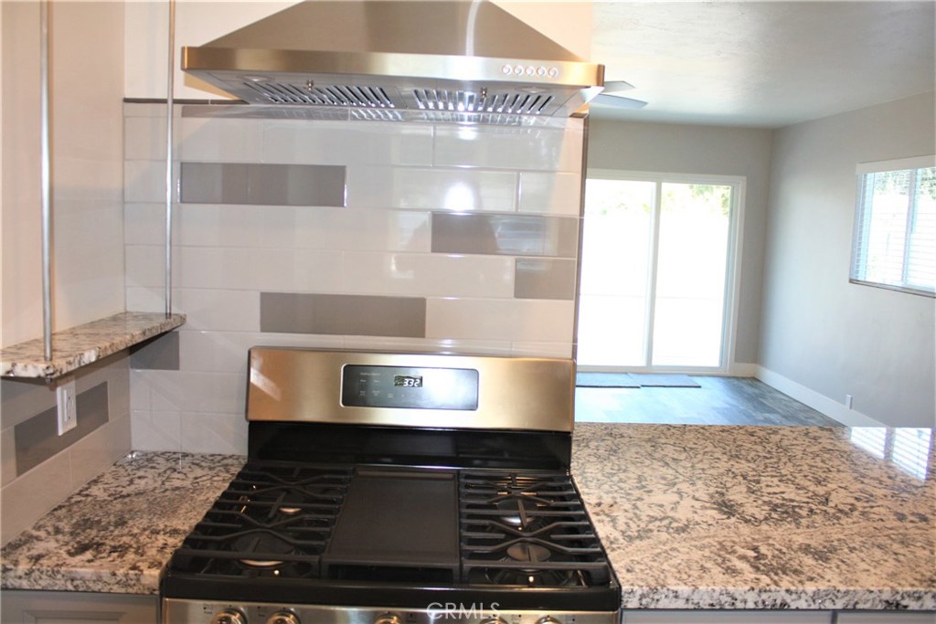 3035 Kathleen Street Riverside, CA 92506 - Photo 8 of 48