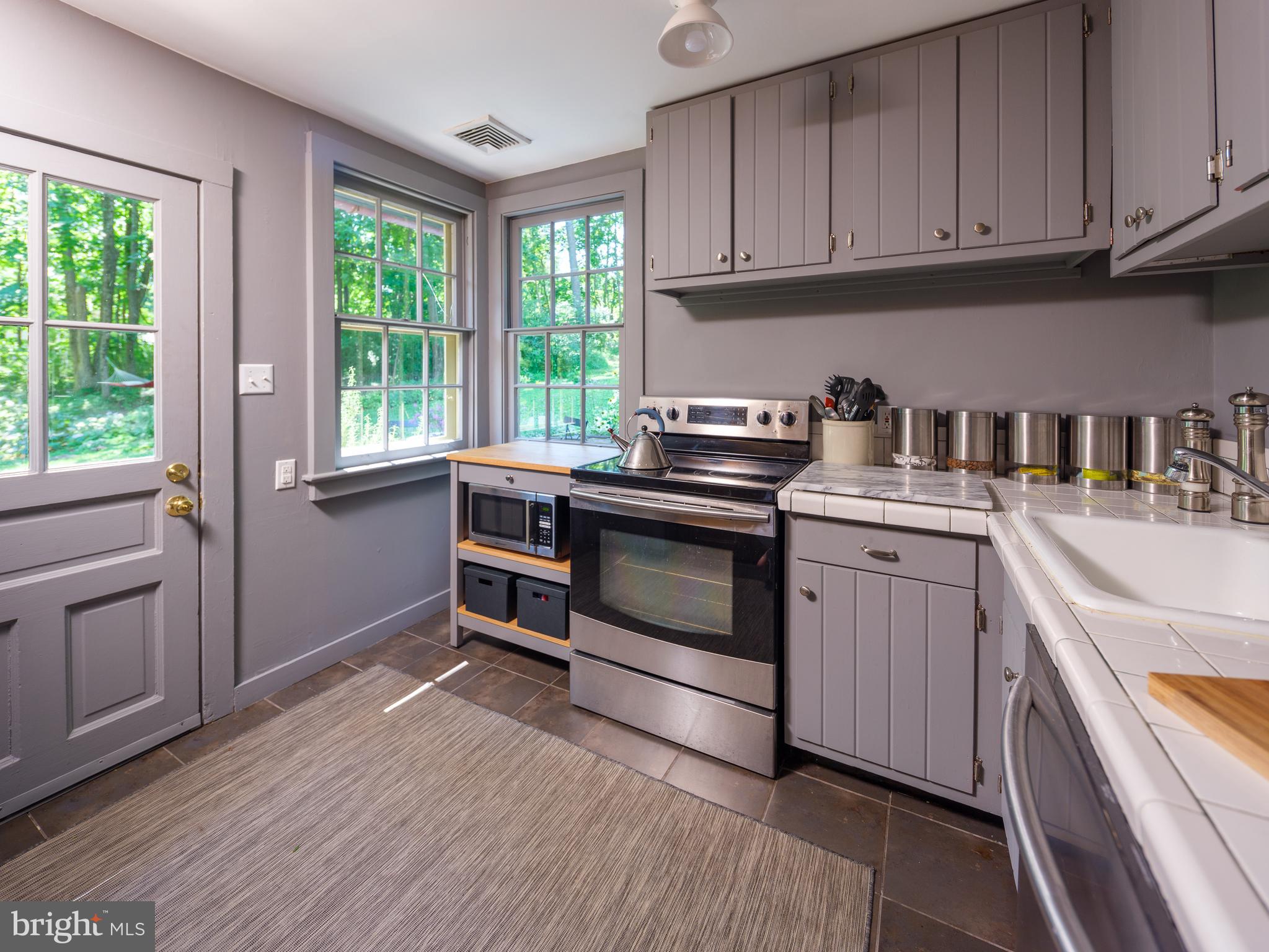 2432 Holicong Road New Hope, PA 18938 - Photo 15 of 62 Gallery Image 15