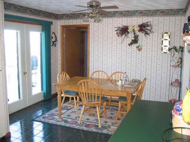 20205 Elizabeth Road Mount Carroll, IL 61053 - Photo 6 of 9 Gallery Image 6