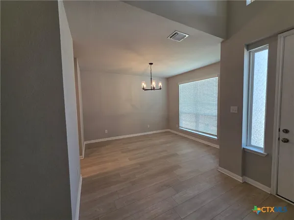 $2,600 | 10001 Kensley Rose Drive, Killeen, TX 76542