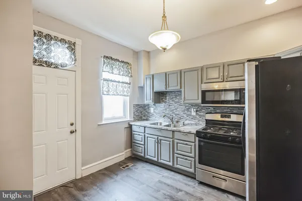 $2,250 | 530 North 58th Street, Philadelphia, PA 19131