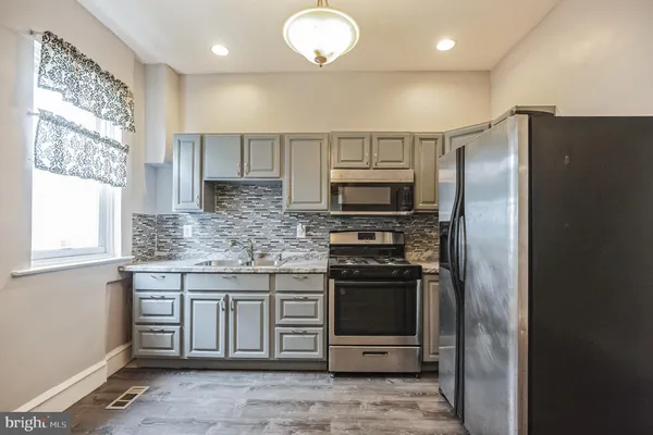 $2,250 | 530 North 58th Street, Philadelphia, PA 19131