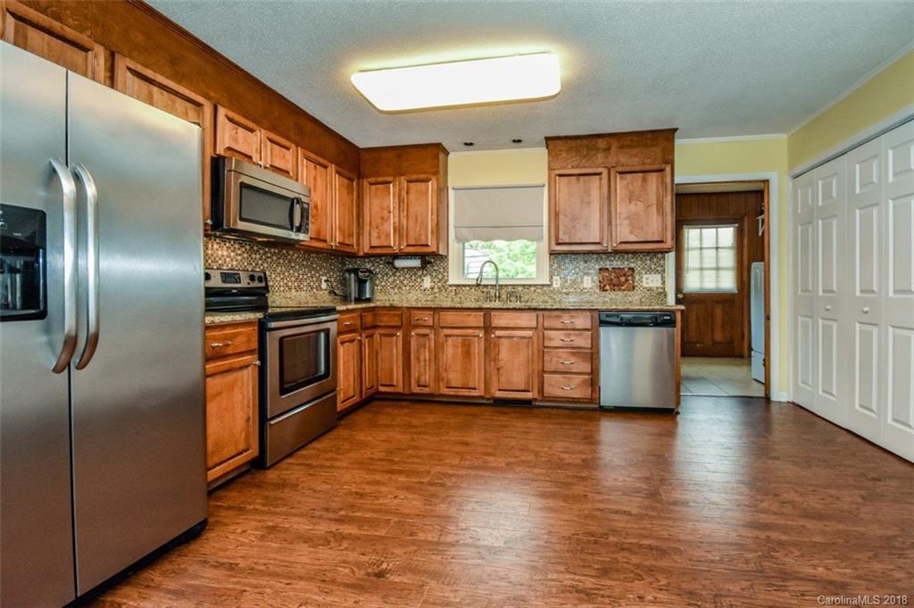 204 Rumple Street Troutman, NC 28166 - Photo 8 of 25 Gallery Image 8