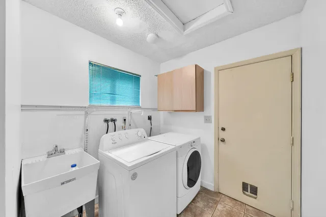 $705,000 | 4377 Northwest 88th Terrace, Coral Springs, FL 33065