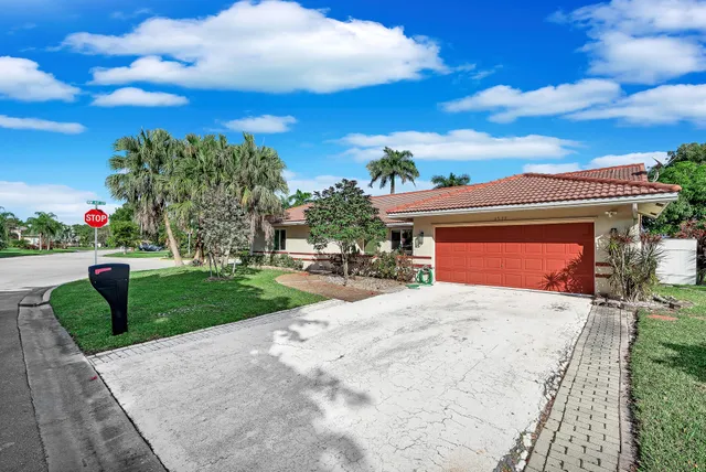 $705,000 | 4377 Northwest 88th Terrace, Coral Springs, FL 33065