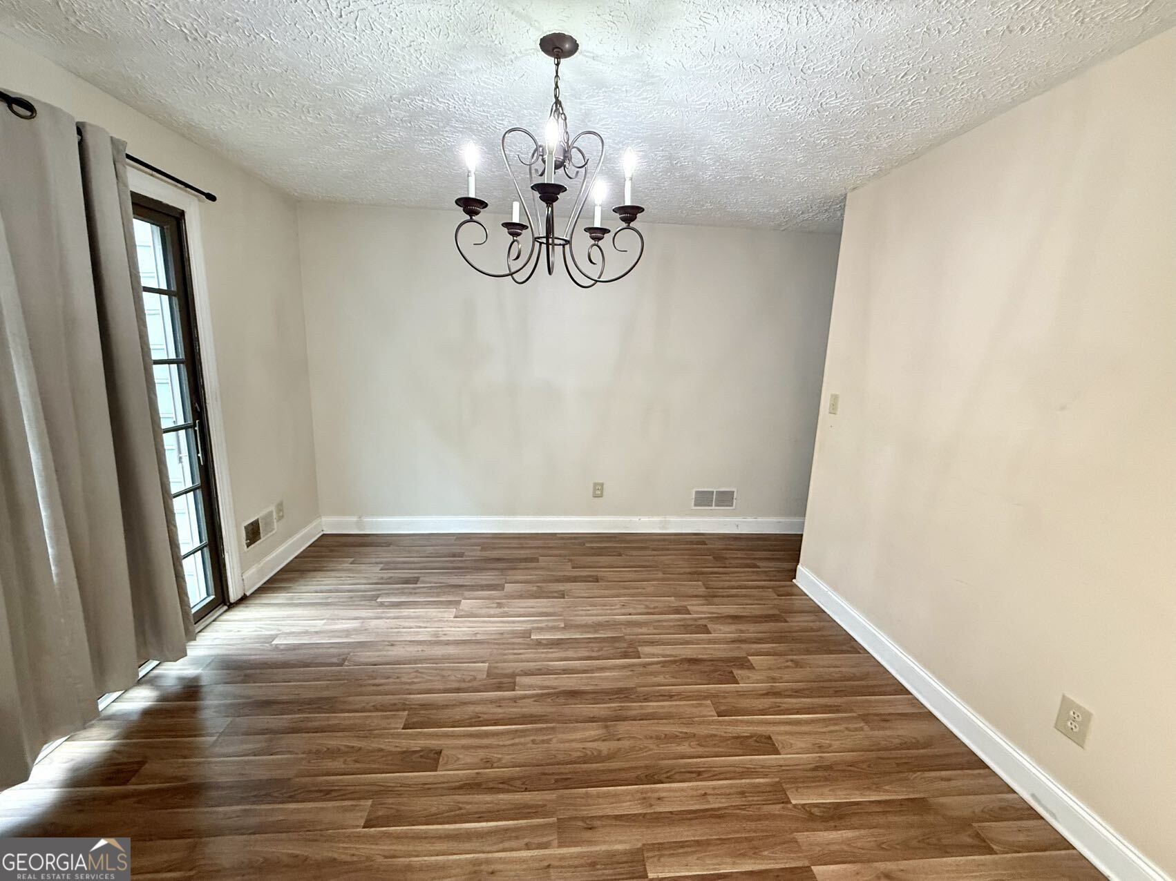 1220 Kennesaw Trace Court Kennesaw, GA 30144 - Photo 8 of 21 a view of small space with wooden floor